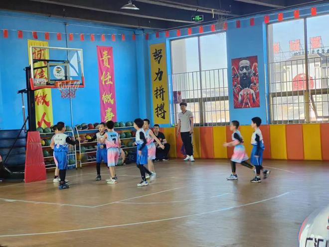 南宫NG·28(中国)官方网站小篮球大能量——2023阜康市飞育小篮球邀请赛落幕(图3)